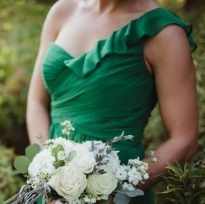 Great condition stunning Wtoo green dress